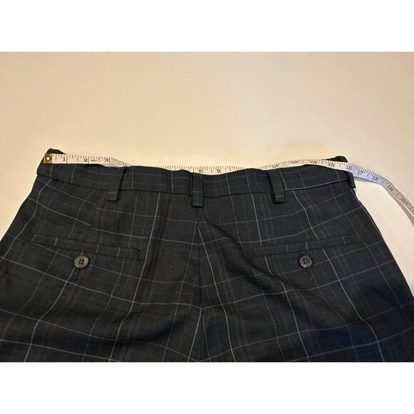 Haggar Shorts Mens 32 Navy Windowpane Check Pattern Preppy Outdoors Athleisure - Picture 3 of 8